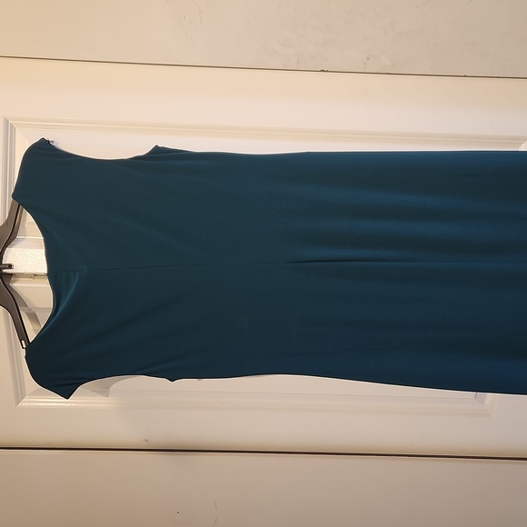 Midi Body Con Dress - Picture 3 of 4